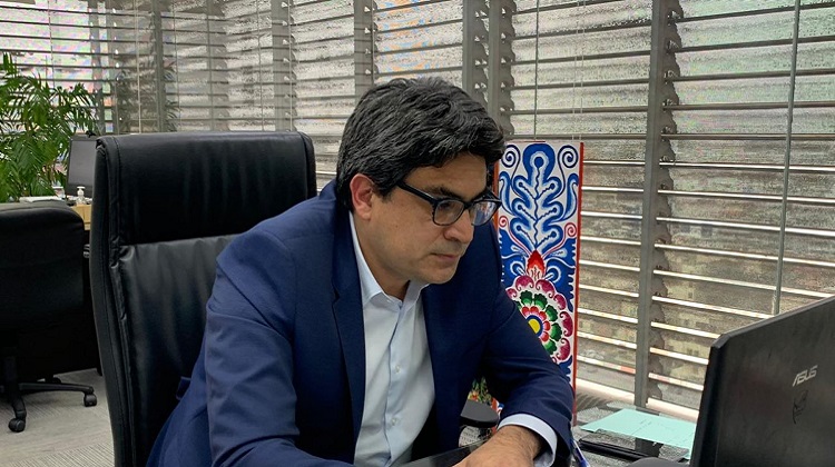 Minedu adjudica primer lote de 498,000 tabletas para escolares de zonas rurales