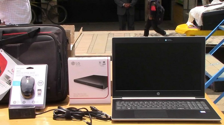 Minedu entrega equipos informáticos para 166,813 alumnos de 22 regiones del país