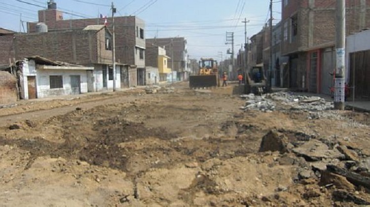 Reinician obras en vías afectadas por El Niño Costero en El Porvenir