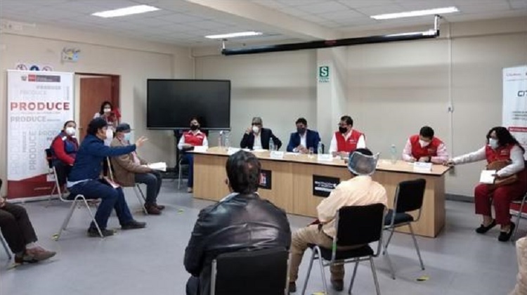 Ministerio de Producción anuncia inversión de mil millones de soles en compras para Mype
