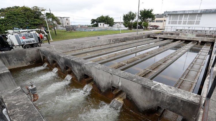 Evaluarán medidas para retomar las obras de alcantarillado en Iquitos