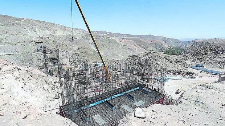 Controversia en obra Arequipa-La Joya no permite su reinicio