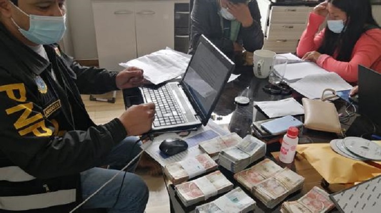 Ayacucho: Fiscalía y PNP intervienen a cuatro alcaldes distritales por organización criminal y colusión