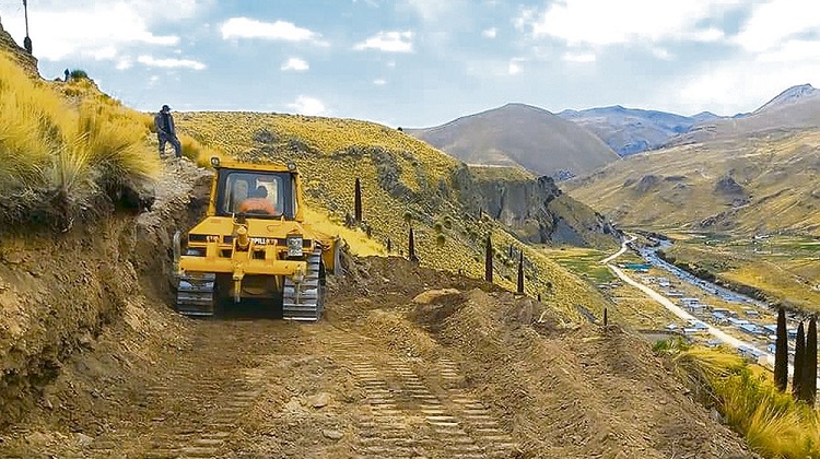 Irregularidades en obras de mantenimiento de vías vecinales en Cusco