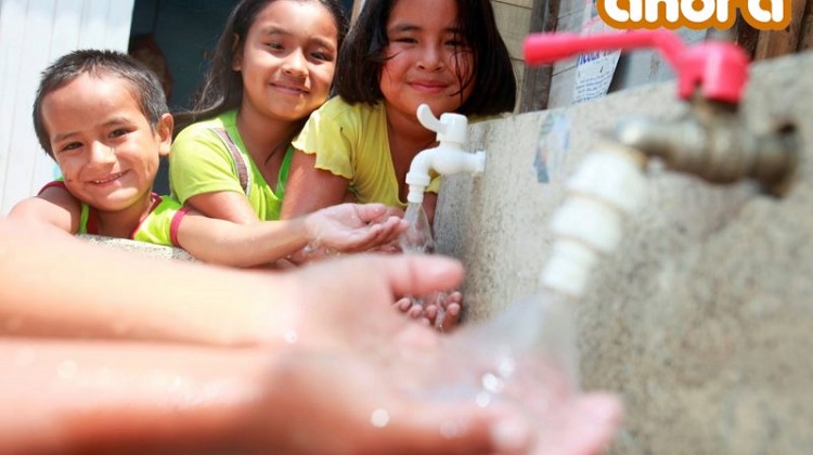 Megaproyecto agua y desagüe avanzó cero