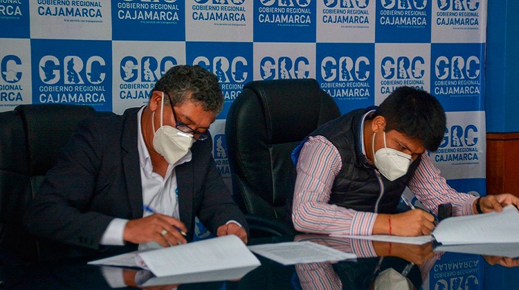 Cajamarca: firman contrato para culminación del Hospital Santa María de Cutervo