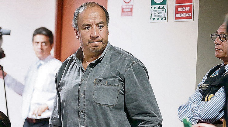 Sentencian por peculado a Jorge Acurio, ex presidente regional de Cusco