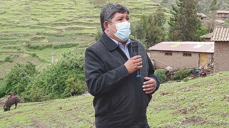 Cusco: ¿De aportante de campaña a contratista de municipio de Anta?