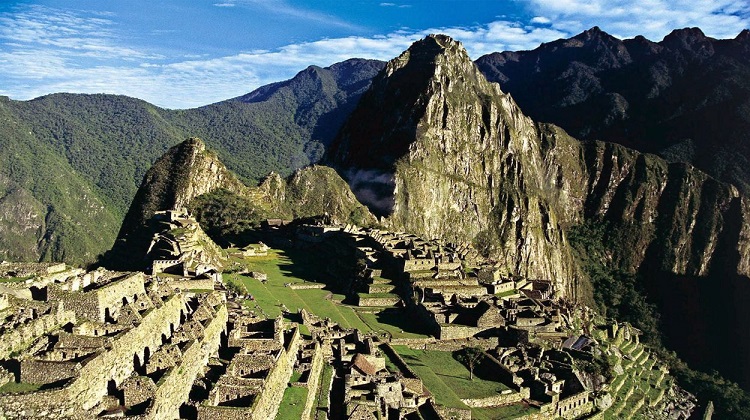 MTC anuncia construcción de carretera hacia Machu Picchu