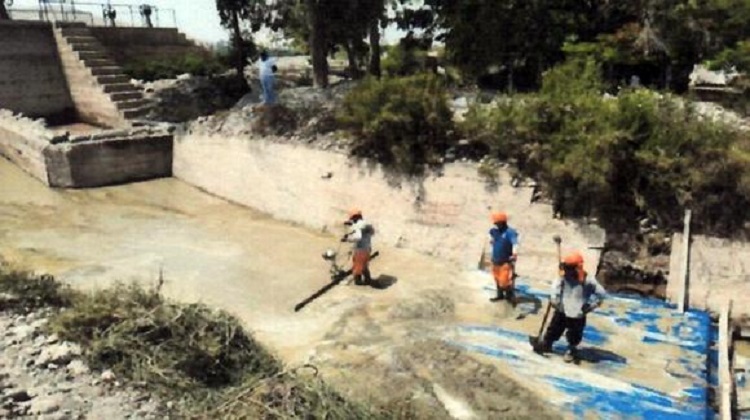 Órgano de Control Institucional advierte “inadecuado proceso constructivo” en obra de El Carmen