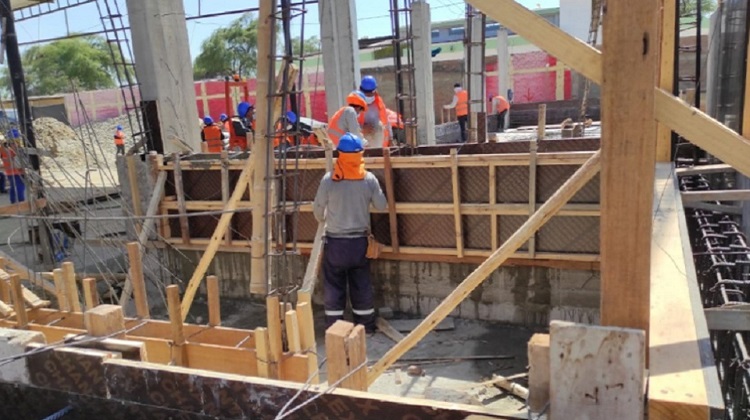 Piura: ARCC impulsa reconstrucción de 9 colegios en distrito de Cura Mori