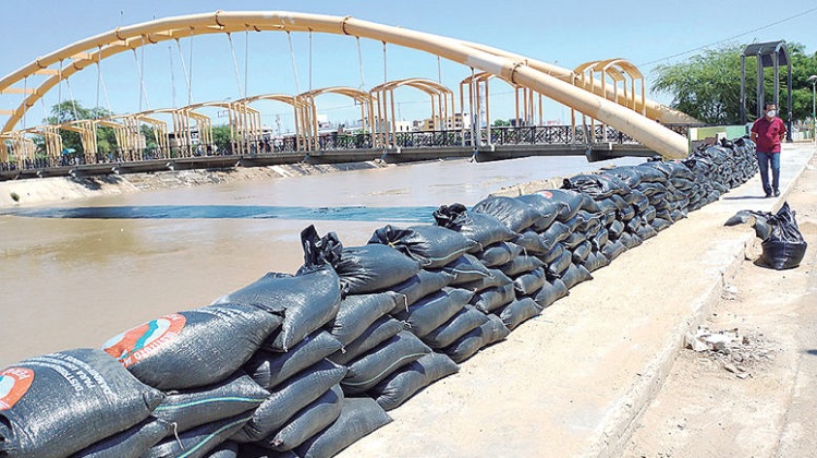 Contralor Shack: En cinco años no habrán concluido obras de Reconstrucción