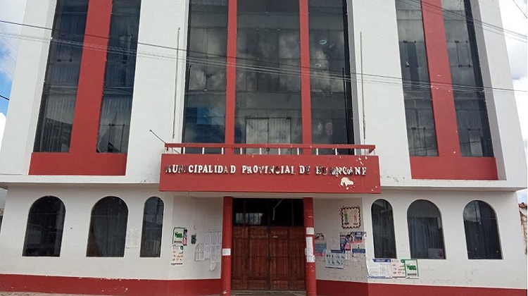 Huancané: denuncian irregularidades en mantenimiento de vías de comunicación