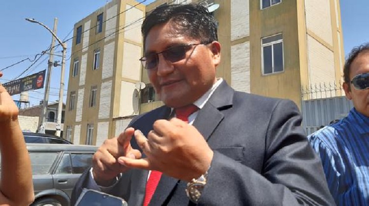 Incluyen en investigación de equipos biómedicos a gobernador Juan Tonconi