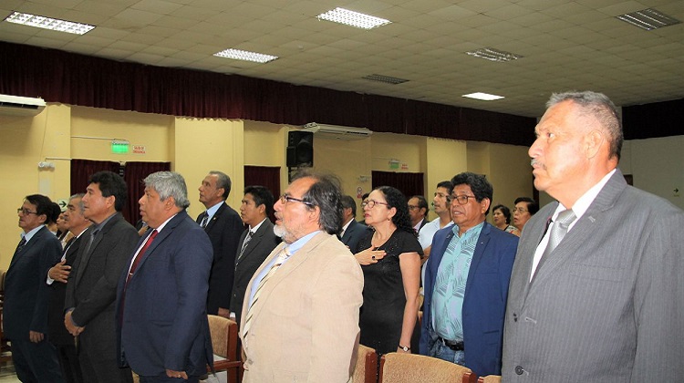 Piura: 146 profesionales para resolver controversia en licitaciones públicas
