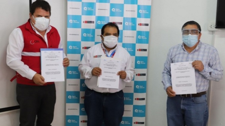 Firman contrato para obra de agua potable que mejorará servicios de 177,000 habitantes