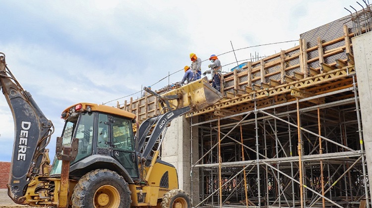 Proyectos de la Reconstrucción son principal motor de crecimiento de inversión pública