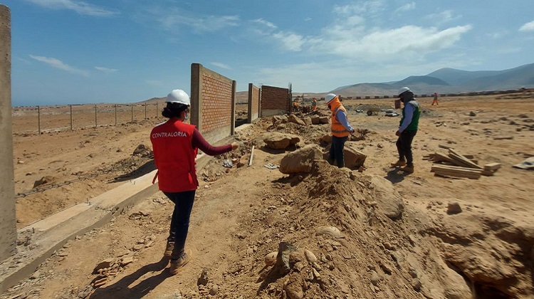 Arequipa: detectan ausencia de profesionales en obras de cementerio en Islay