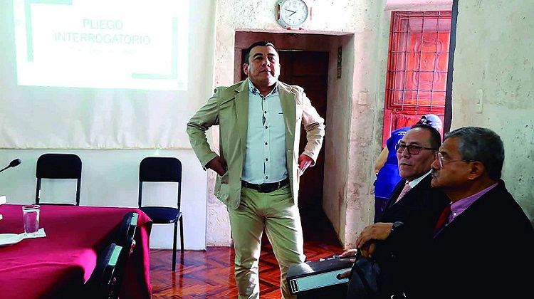 Arequipa: Contratan servicios sobrevalorados en Copasa