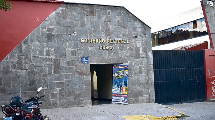 Denuncian a 12 funcionarios de Gore Cusco por anomalías en capacitaciones