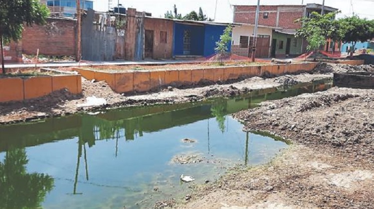 Tumbes: Irregularidades en obra de la vía canal