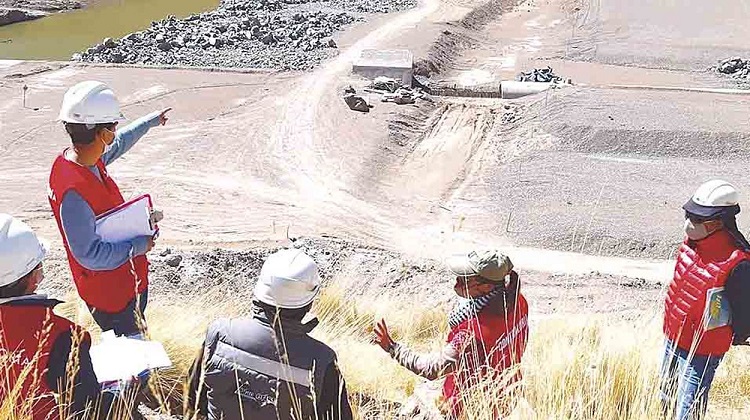 Denuncian a exdirectores del Plan Meriss en Cusco