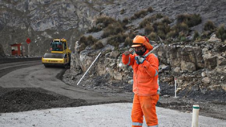 Estas son las cuatro obras que apuntan a agilizar el tránsito entre la costa y el centro del país
