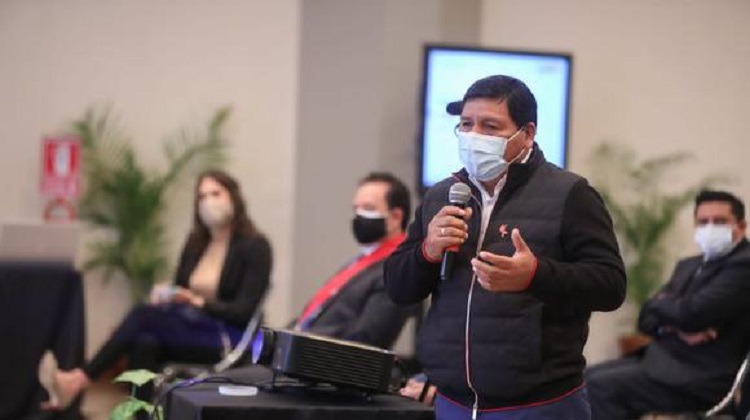 Ica: Gallegos pide actualizar Ley de Contrataciones