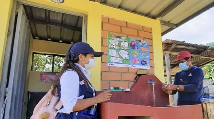 Gobierno ejecutará 97 obras de agua y saneamiento en ámbito rural de 14 regiones