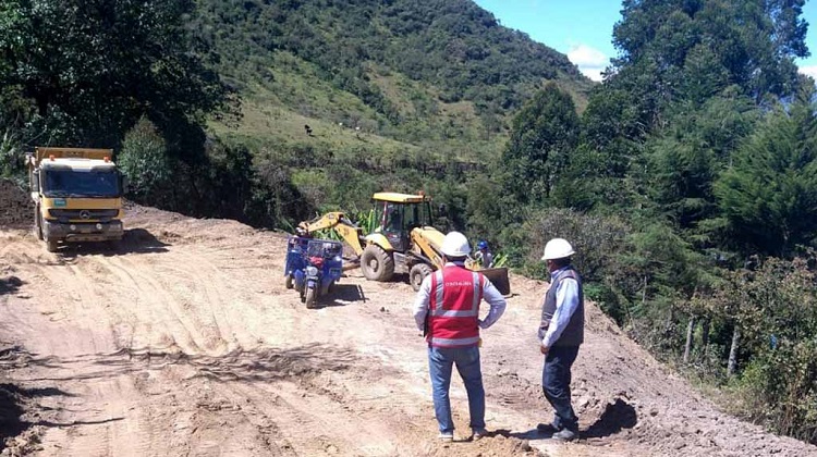 Piura: detectan ausencia de profesionales durante construcción de obra vial de Ayabaca