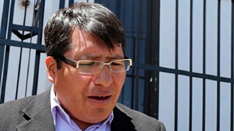 Abelardo Quispe: “empresas extranjeras y funcionarios públicos se coluden para llevarse el presupuesto de obras”