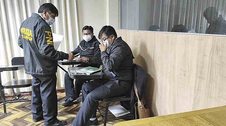 Puno: se acabó el cuento chino del gobernador Agustín Luque Chayña