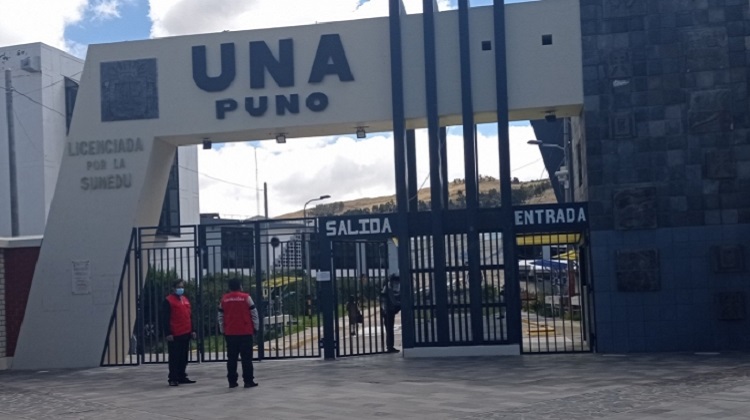 Alertan posible pérdida de S/ 170 mil por no distribuir chips con internet en la UNA Puno