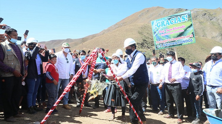 Adjudicaron obras a empresas que no cumplían requisito