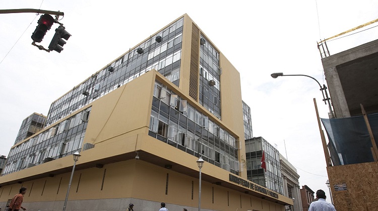 MEF: mecanismo de obras por impuestos mejorará con facultades