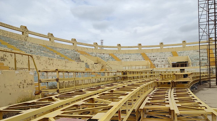 Piura: denuncian abandono de Coliseo Cerrado de Sullana