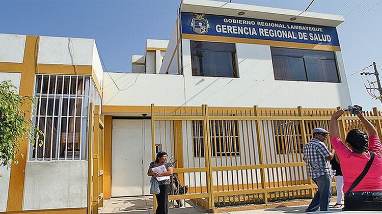 Contraloría reveló irregularidades en compra de 9 ambulancias por más de S/ 2,6 millones