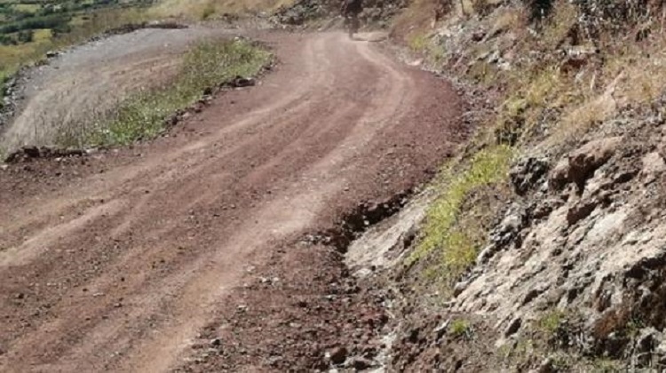 Hallan falencias en proyecto vial del Gobierno Regional de Huancavelica