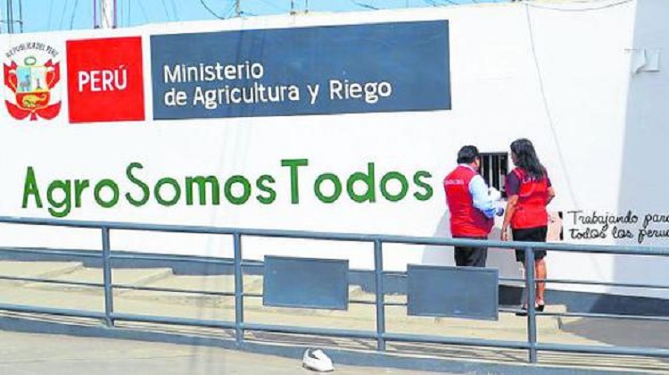 Tumbes: Funcionarios del PEBPT beneficiaron a consorcio