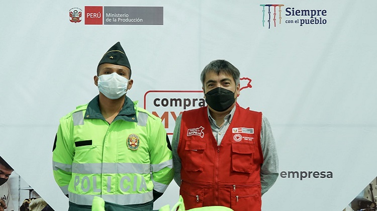 Arequipa: Compras a MYPErú entrega 25,969 prendas de vestir a IX Macro Región Policial