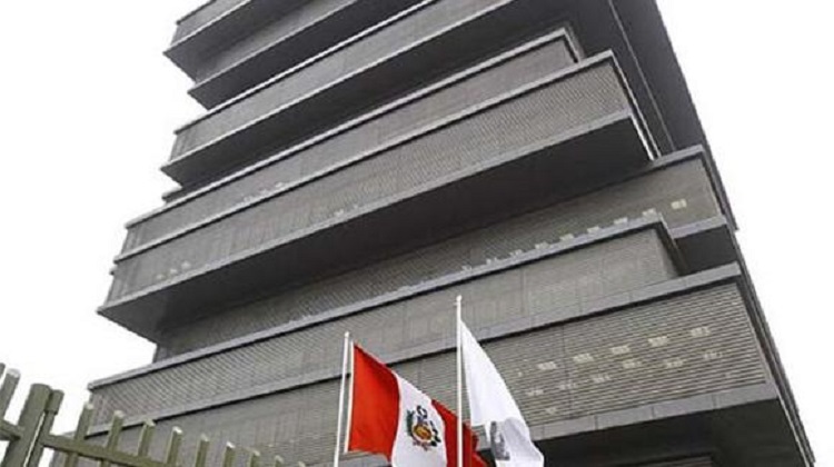 Minedu suspende contratación de nuevas consultorías y dispone normas para agilizar su gestión