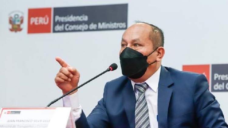 Ministro Juan Silva sobre licitación que ganó consorcio relacionado a Karelim López: “está en investigación”