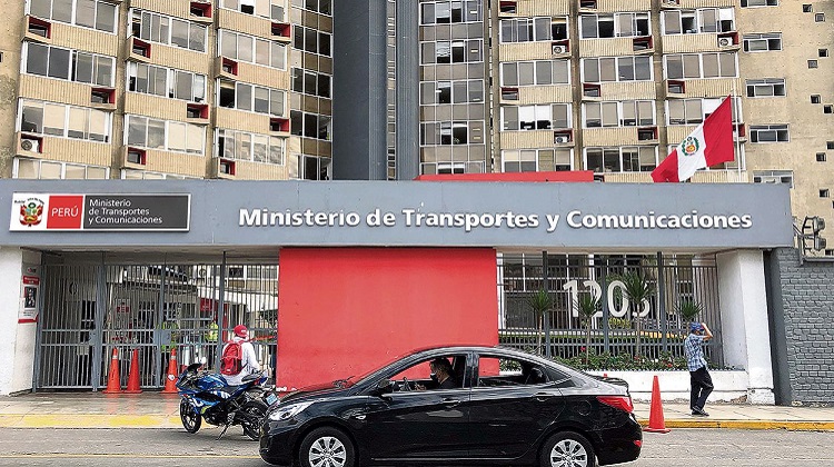 Personal del Ministerio Público ingresó al MTC para realizar diligencia tras declaraciones de López