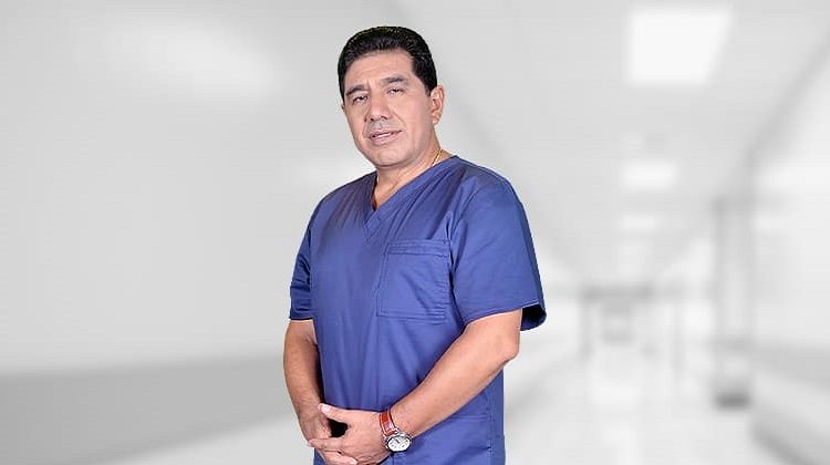 Se hizo La Luz: El dueño de la clínica en la trama del MTC