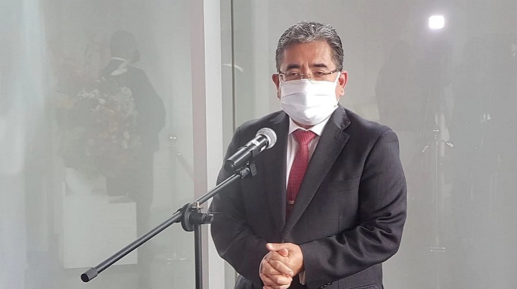 Contraloría investigará a empresas chinas que ganaron licitaciones