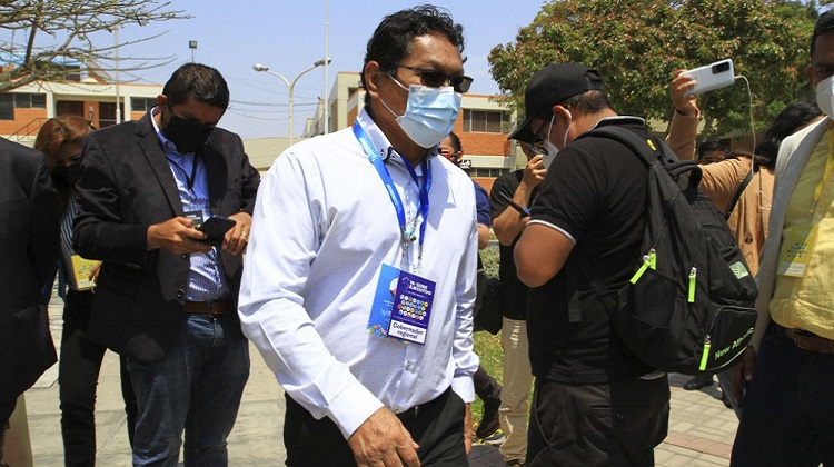 Loreto: solicitan 9 meses de prisión preventiva para gobernador Elisbán Ochoa