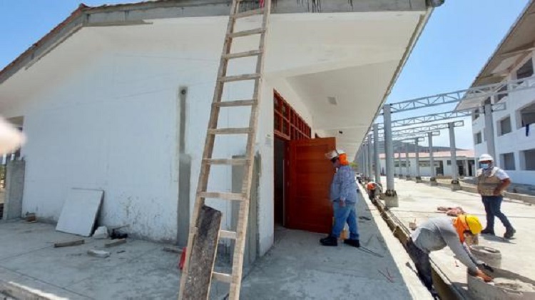Piura: Contraloría detecta retrasos y ausencia de personal en rehabilitación de colegio en Las Lomas