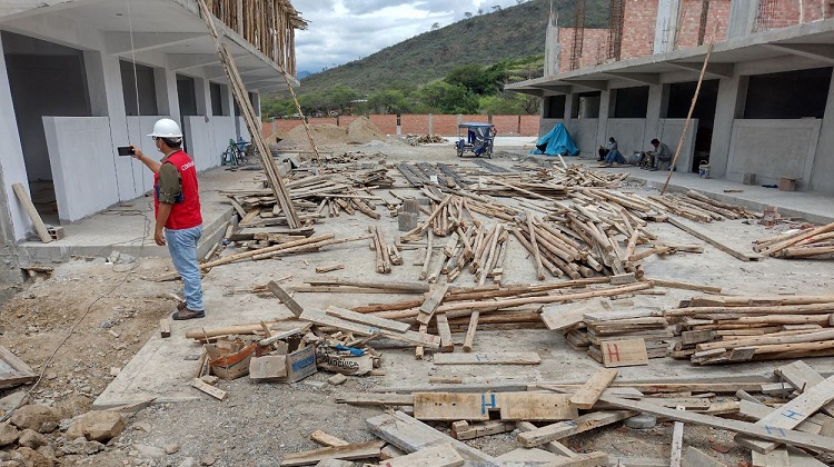 Alertan que retrasos en ejecución de obra y plan de contingencia afecta a más de 300 estudiantes