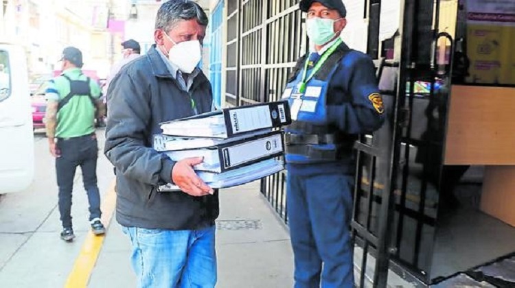 Contraloría General obliga a Sociedad de Beneficencia de Huancayo a entregar papeles de obra de cementerio