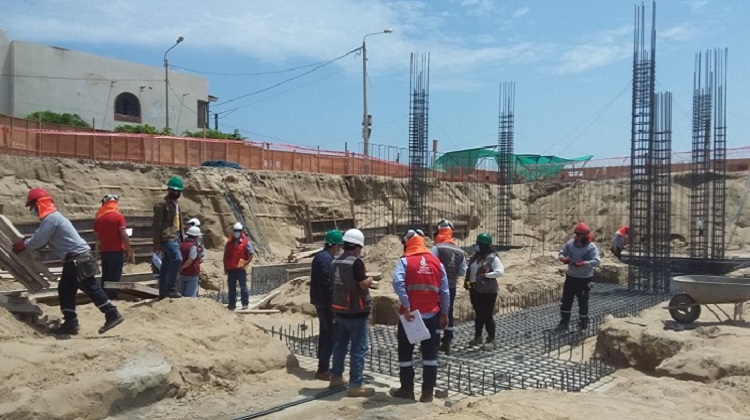Contraloría alerta riesgos en construcción de mercado de pescados en Nuevo Chimbote